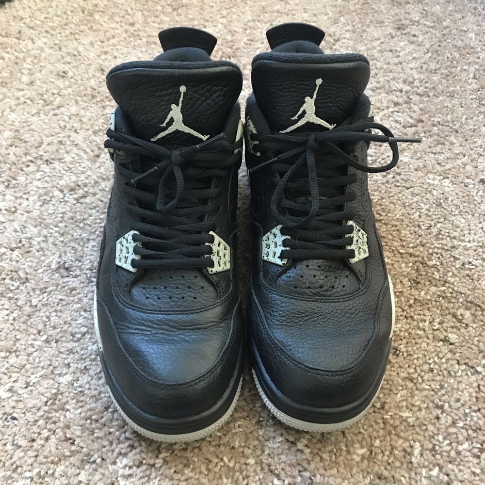 Jordan 4 Oreo Size 9